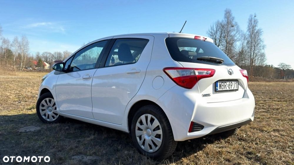 Toyota Yaris 1.5 Active - 9