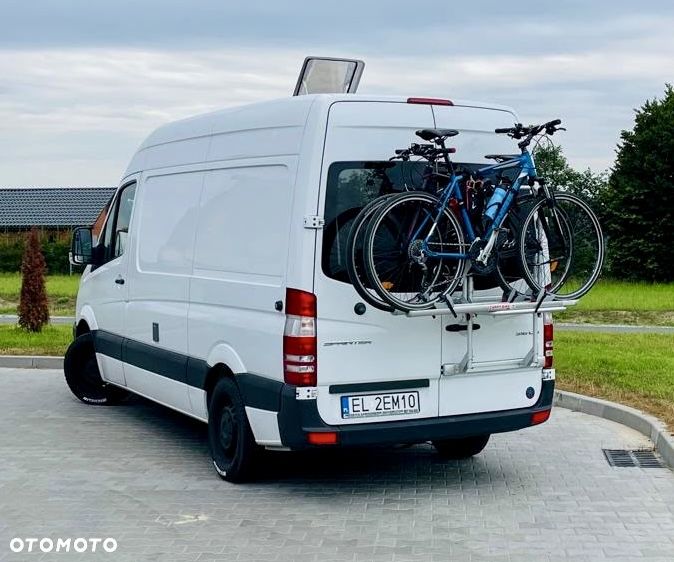 Mercedes-Benz Sprinter - 1