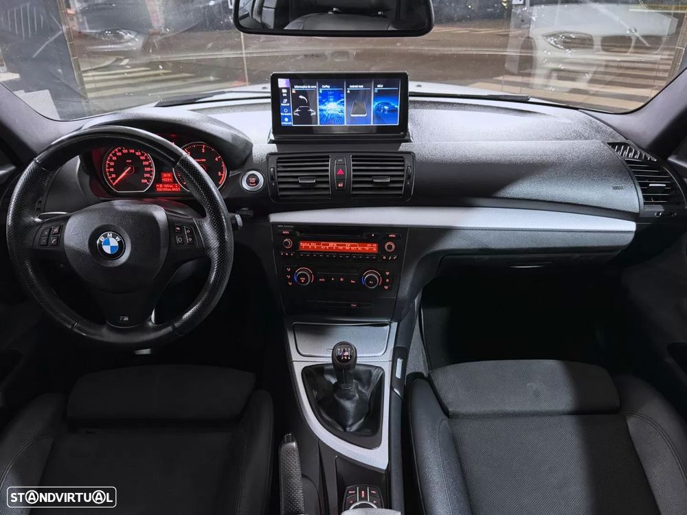 BMW 120 d Pack M — fotografia 18