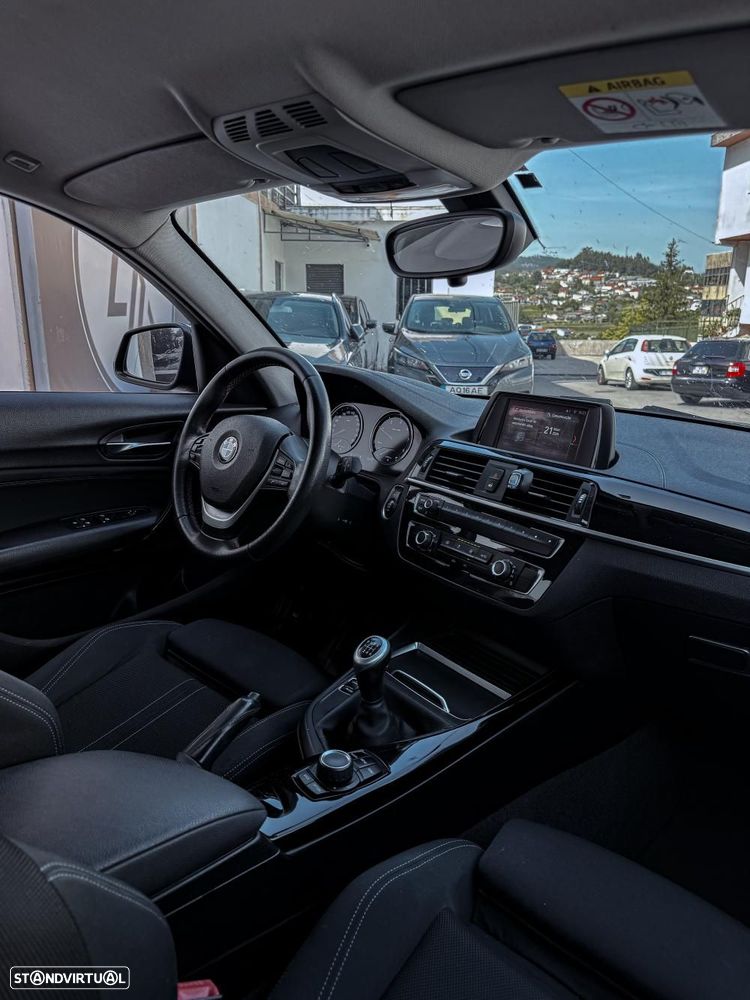 BMW 116 d Corporate Edition — fotografia 10