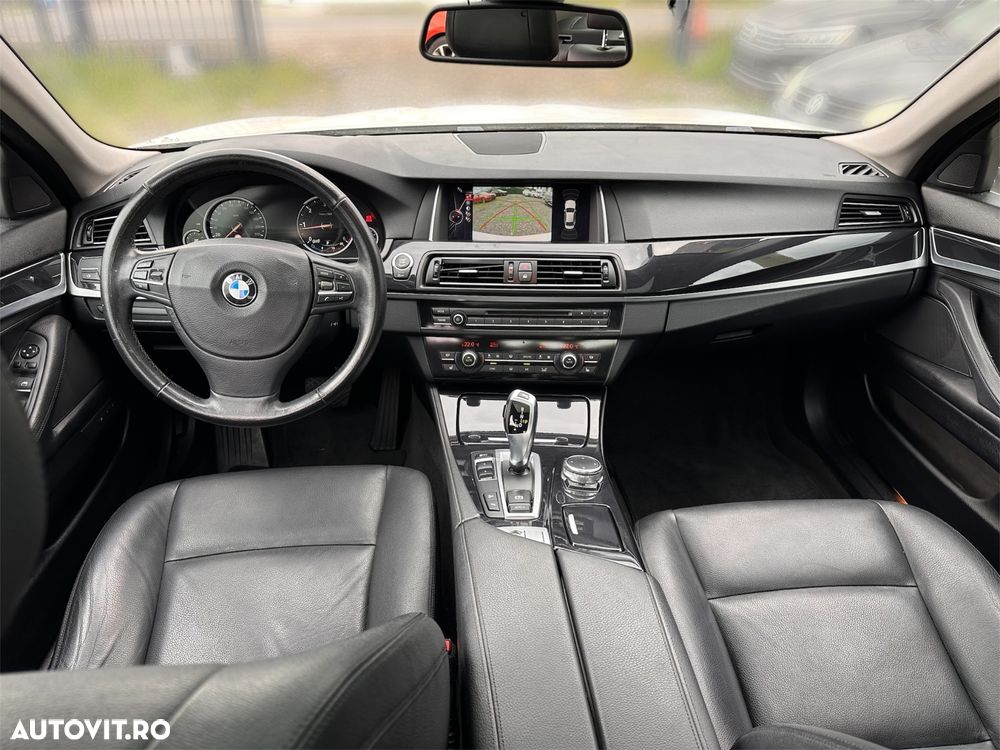 BMW Seria 5 520d xDrive AT - 7