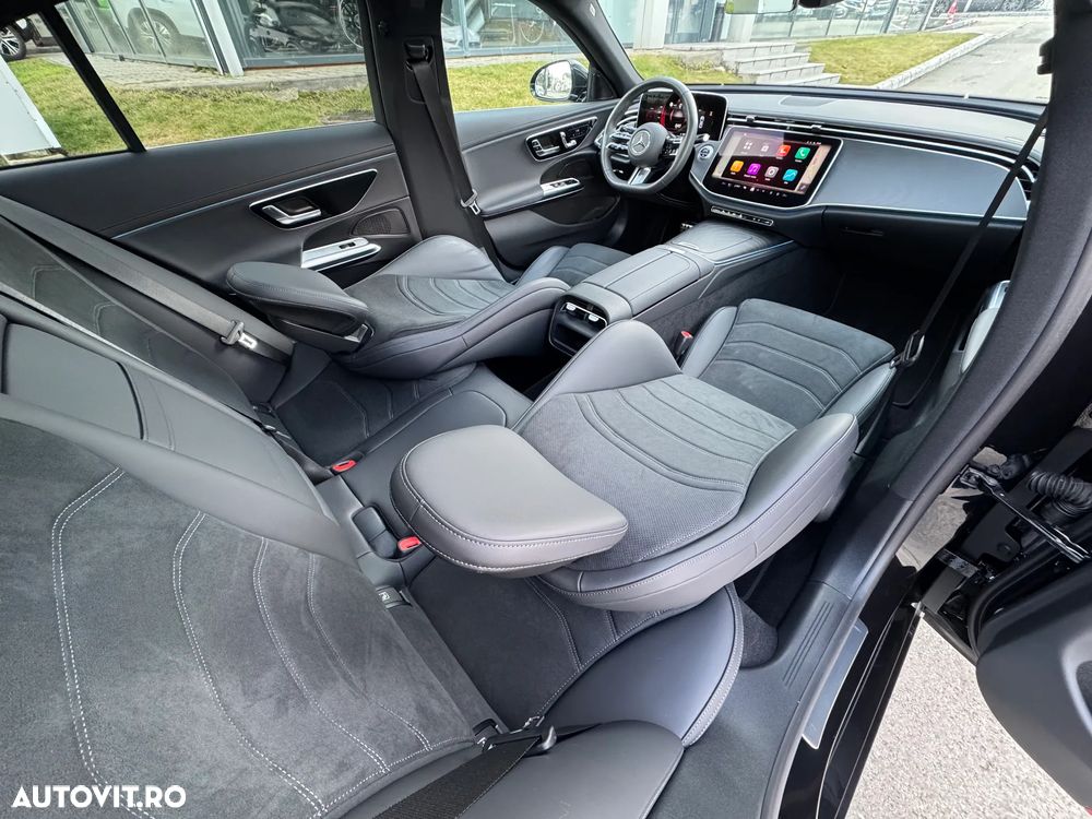 Mercedes-Benz E 200 4MATIC 9G-TRONIC AMG Line NIGHT Edition - 13