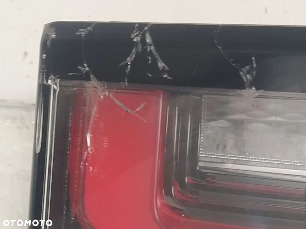 RANGE ROVER VELAR L560 LAMPA TYŁ TYLNA BLENDA ZNACZEK ORYGINAŁ - 8