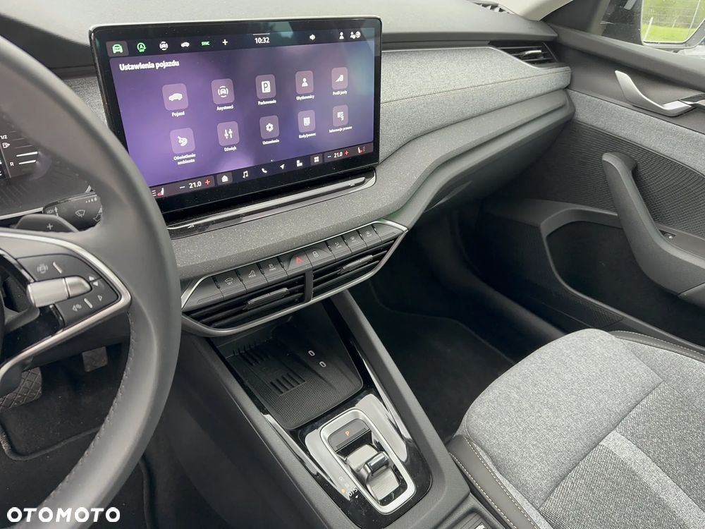 Skoda Octavia 1.5 TSI mHEV Selection DSG - 18