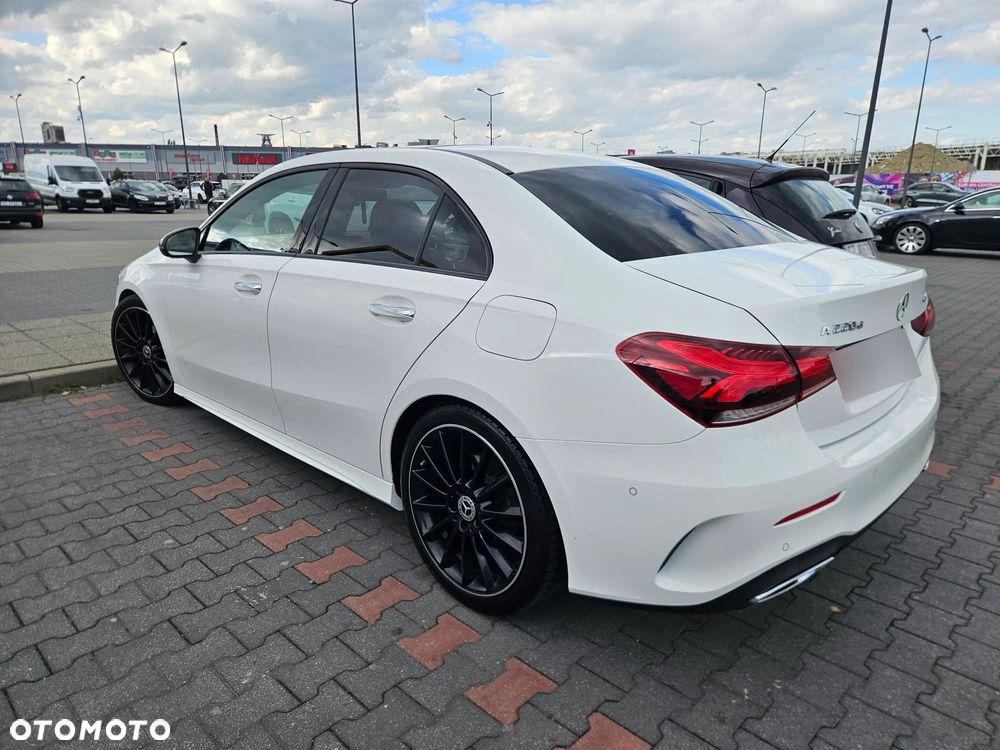 Mercedes-Benz Klasa A 220 d 4-Matic AMG Line 8G-DCT - 11