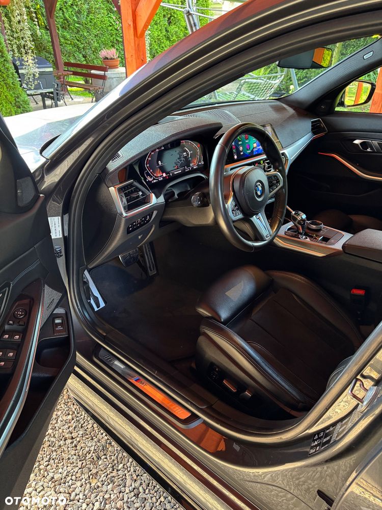 BMW Seria 3 330i xDrive M Sport sport - 9