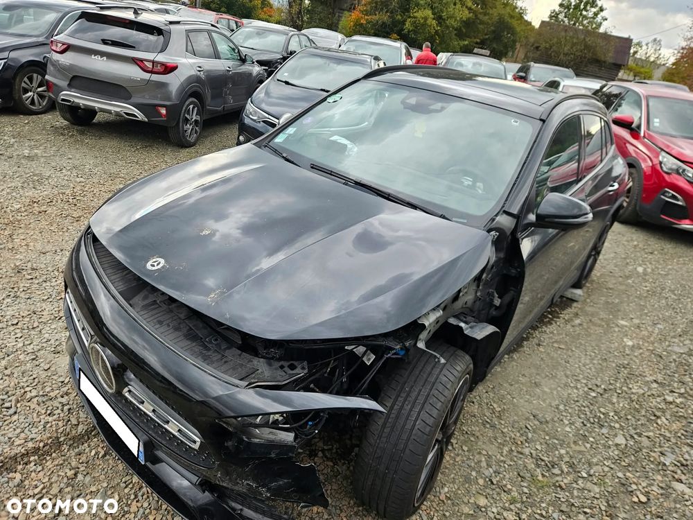 Mercedes-Benz GLA 250 e 8G-DCT AMG Line Advanced Plus - 14