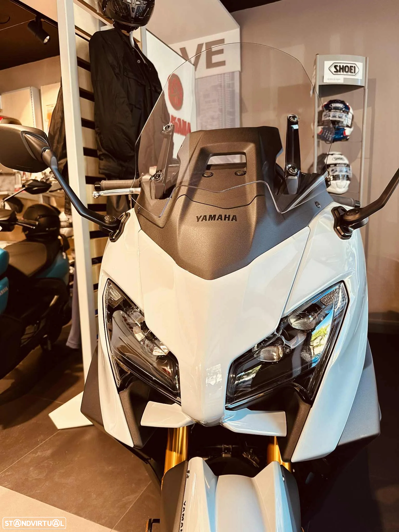 Yamaha TMAX 560 Tech Max - 14