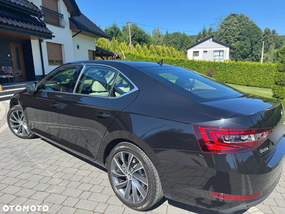Skoda Superb 2.0 TDI 4x4 Ambition DSG - 3