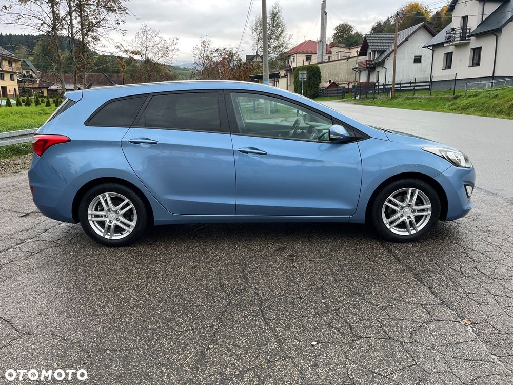 Hyundai i30 1.4 Premium - 10