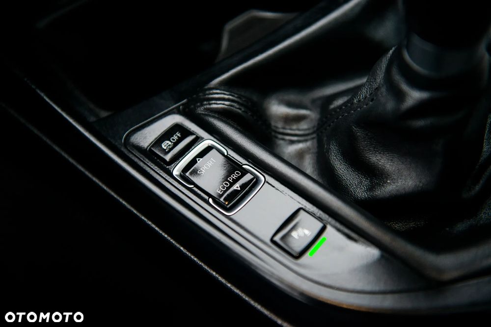 BMW Seria 1 118i Sport Line - 25