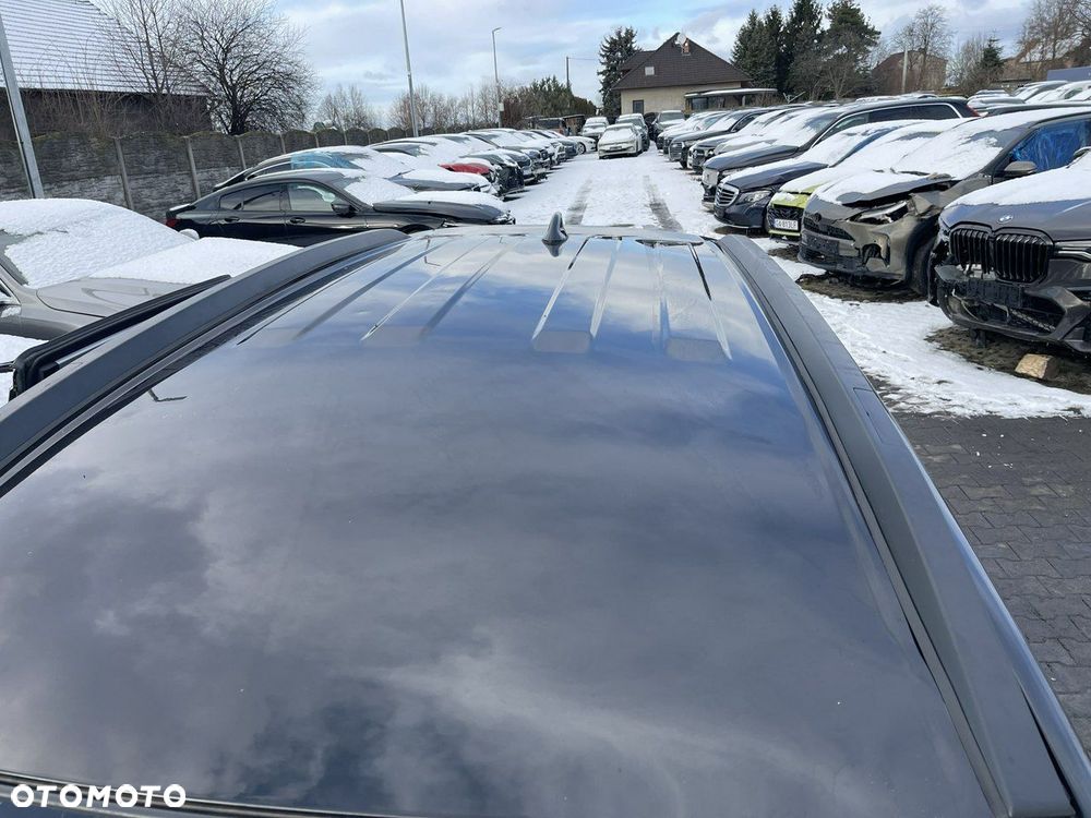 Toyota Corolla Cross 2.0 Hybrid Executive - 8