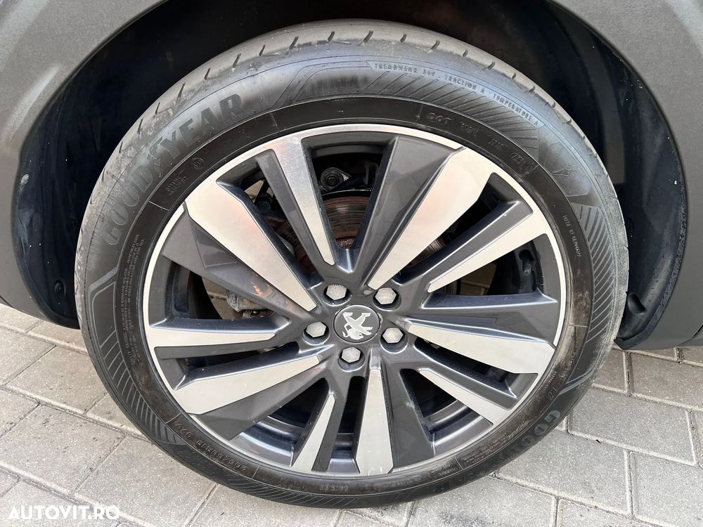Peugeot 3008 PHEV 300 EAT8 4X4 GT - 24