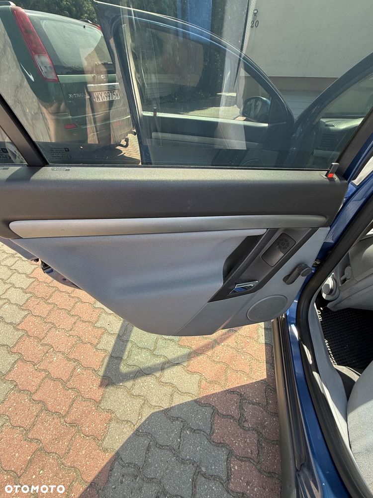 Opel Vectra - 18
