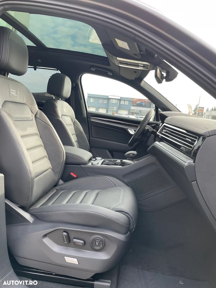 Volkswagen Touareg - 25