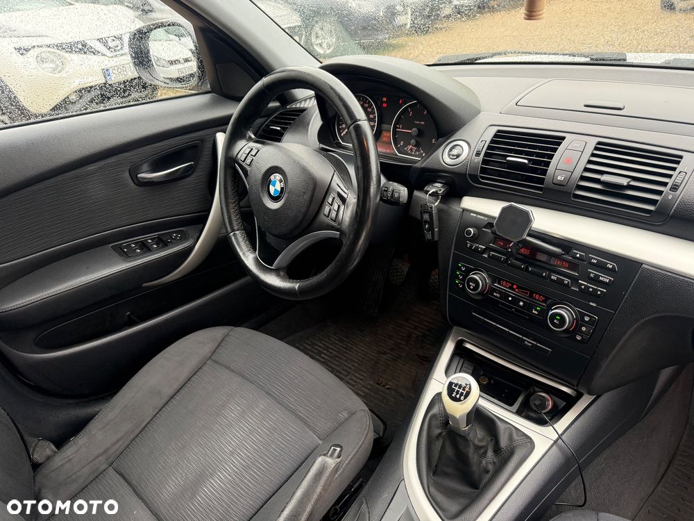 BMW Seria 1 - 13