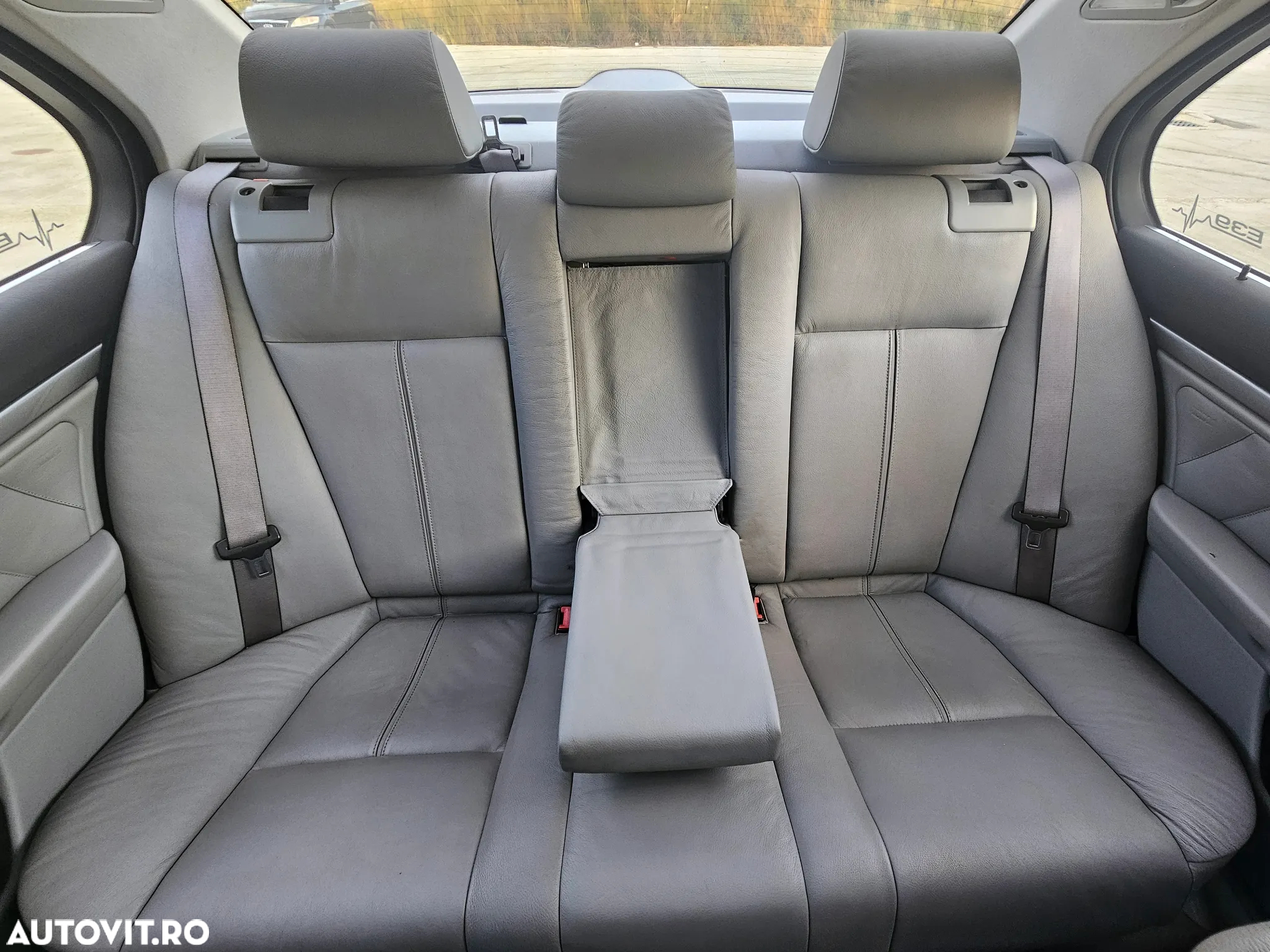 BMW Seria 5 530iA - 11