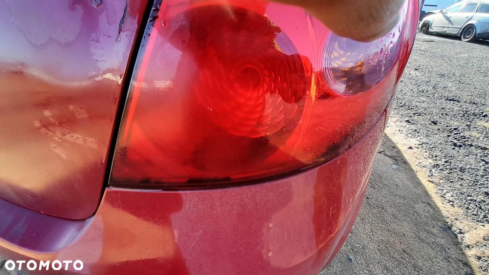 KIA CEED I LAMPA LEWY PRAWY TYŁ TYLNA LEWA PRAWA nr. 49/2 - 4