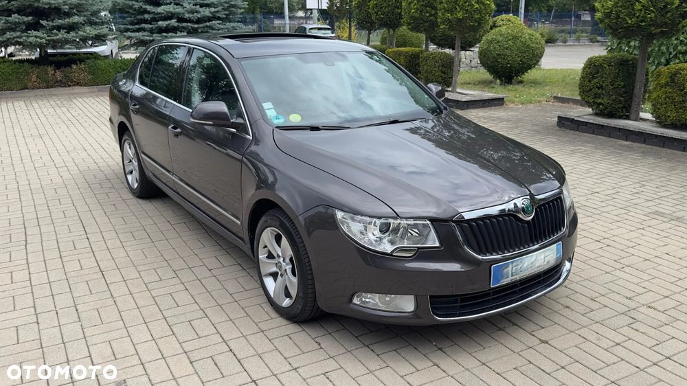 Skoda Superb 2.0 TDI Exclusive - 9