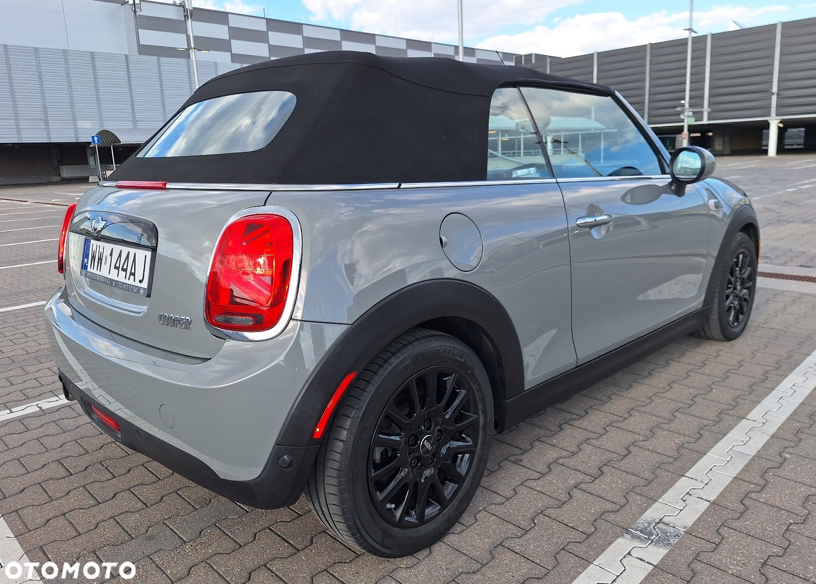 MINI Cooper - 16