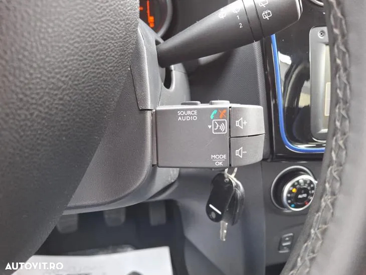 Dacia Logan MCV Blue dCi 95 Stepway - 23