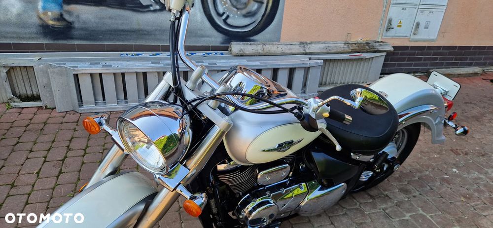 Suzuki VL 800 Volusia - Boulevard C50 - 22