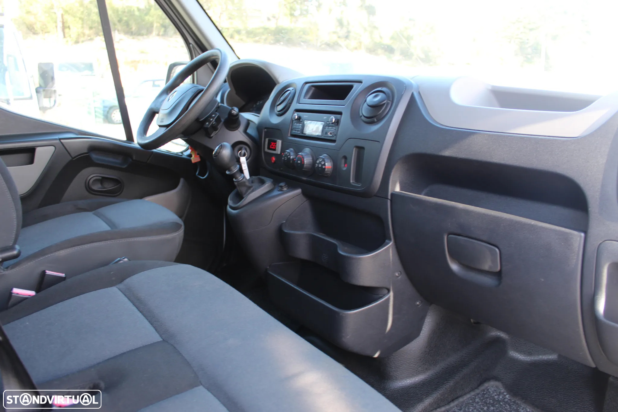 Renault Master 2.3 dCi L2H2 C/FRIO - 10