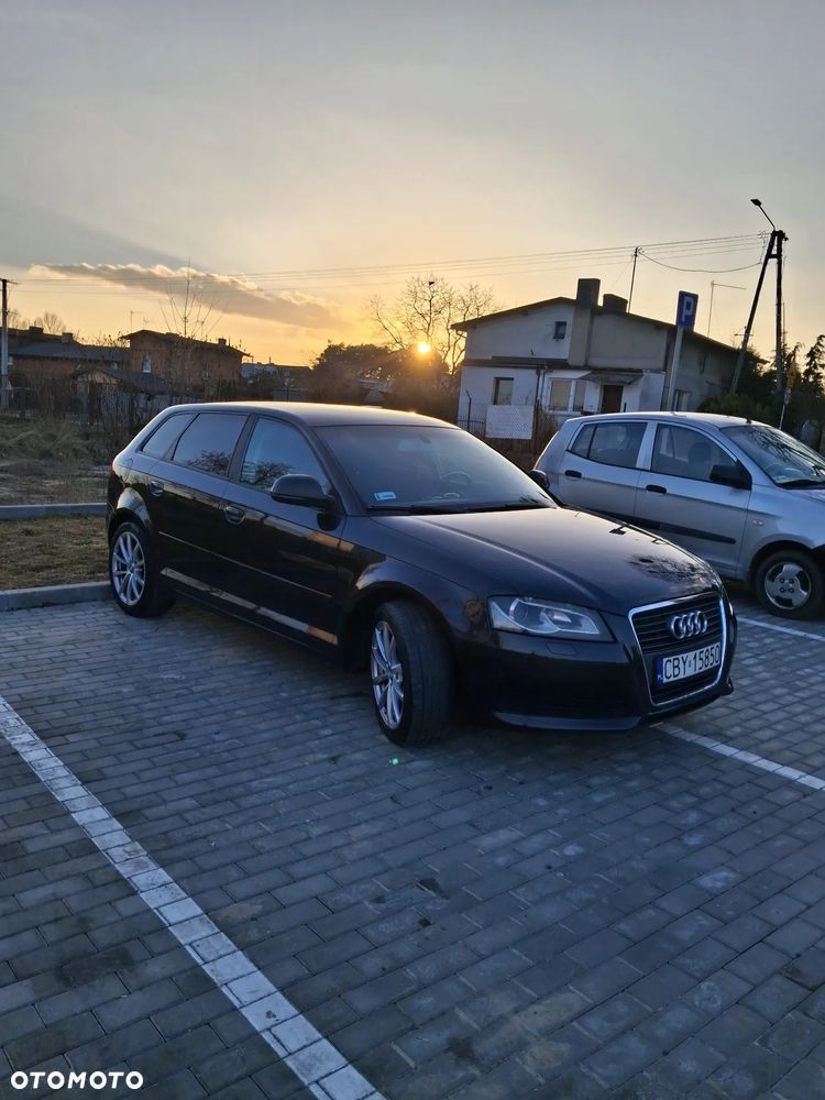 Audi A3 Sportback 2.0 TDI DPF Ambiente - 5