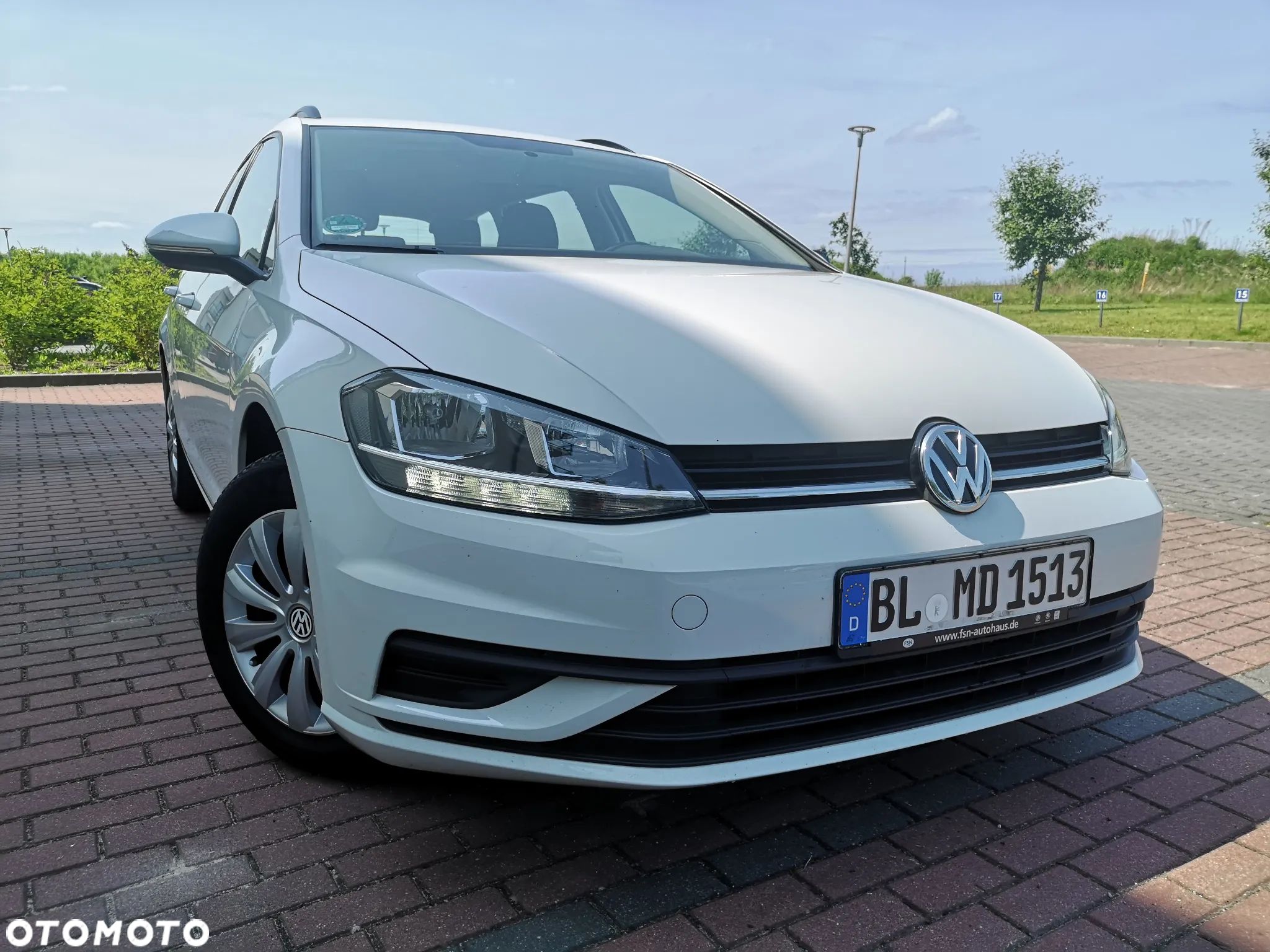 Volkswagen Golf 1.6 TDI SCR Comfortline - 1