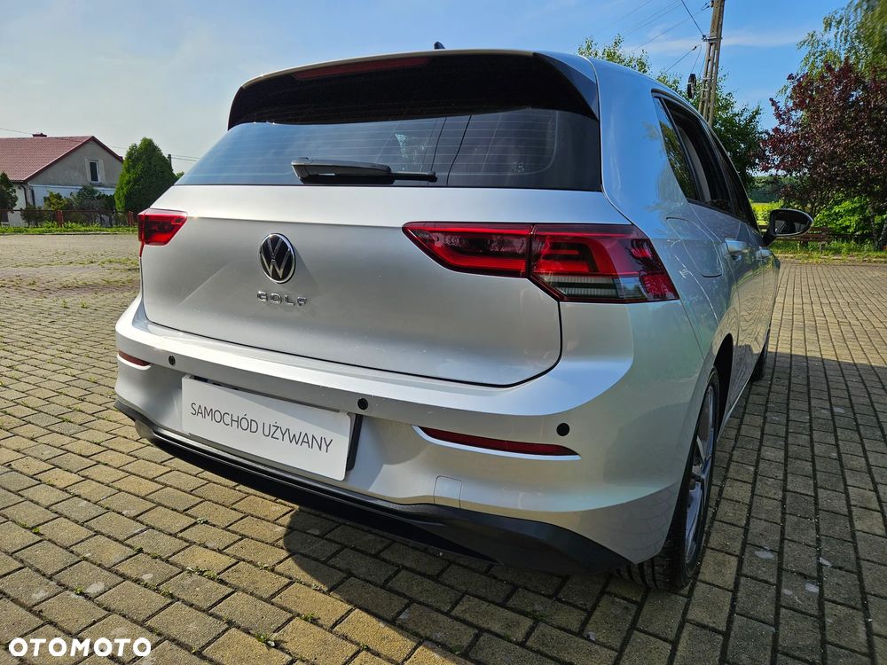 Volkswagen Golf VIII 2.0 TDI - 8