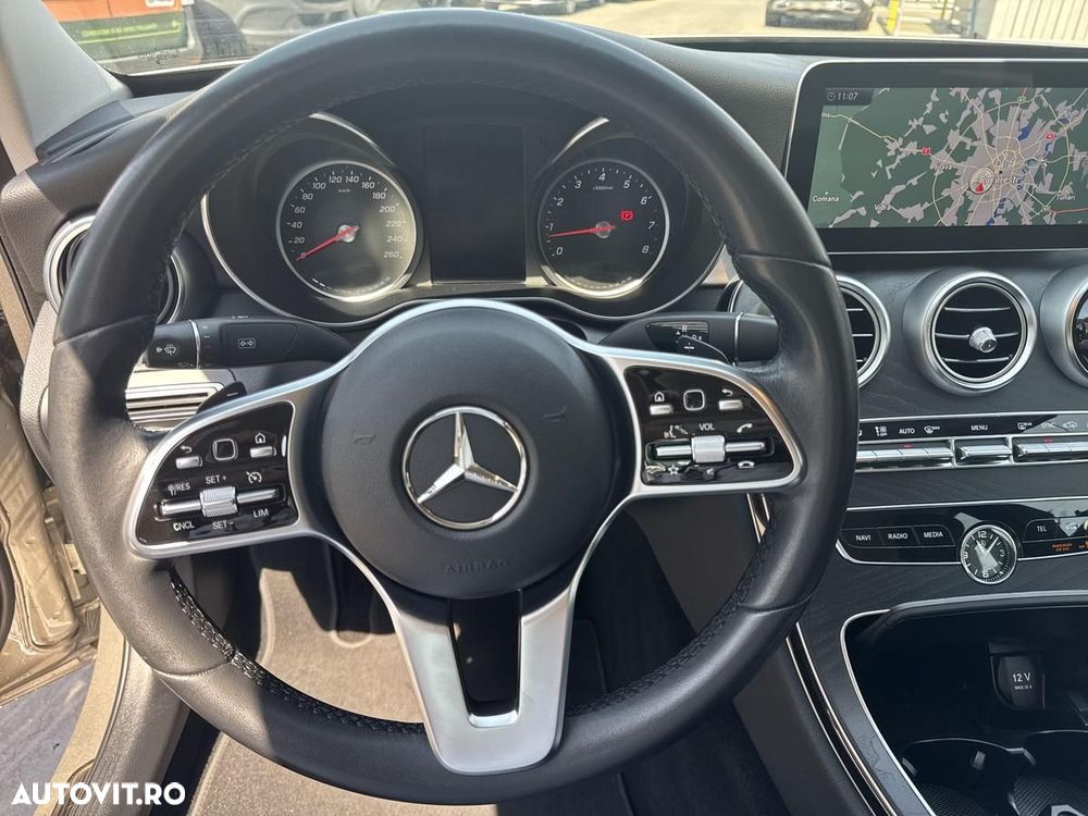 Mercedes-Benz C - 11