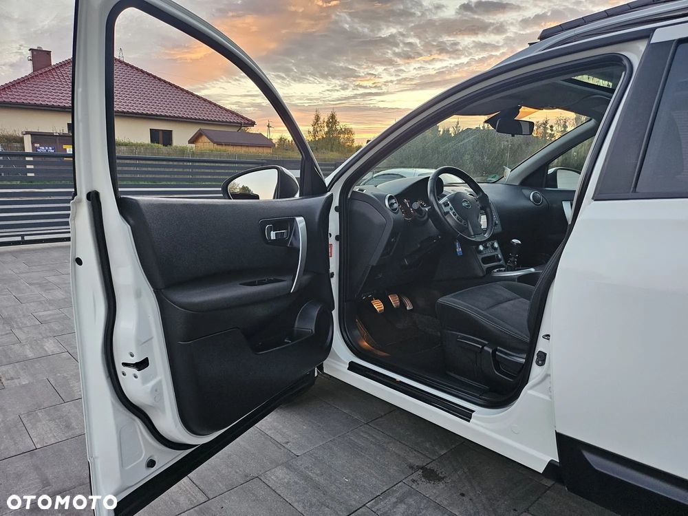 Nissan Qashqai - 10