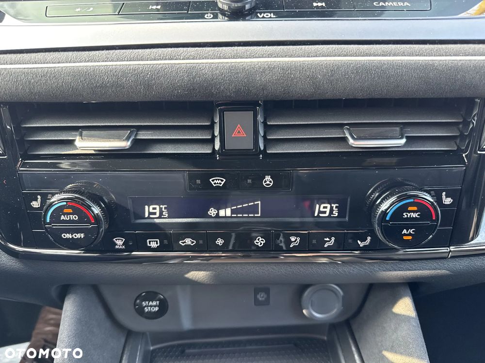 Nissan Qashqai 1.5 e-POWER N-Design - 17