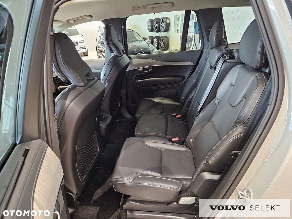 Volvo XC 90 - 26