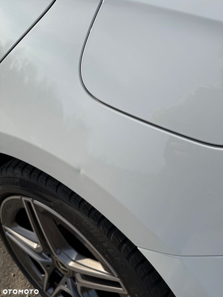 Mercedes-Benz Klasa A 180 AMG Line 7G-DCT - 35