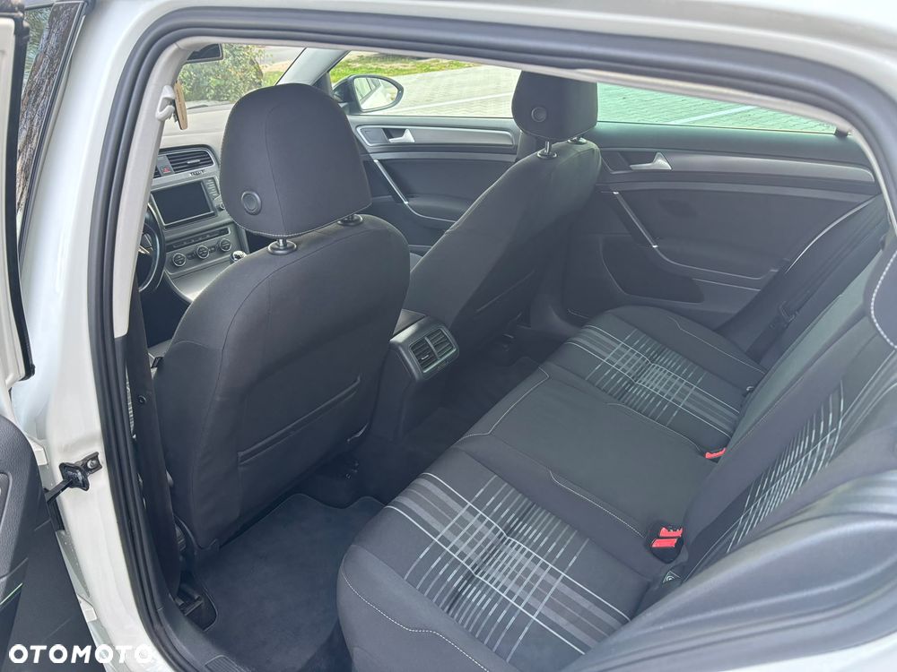 Volkswagen Golf 2.0 TDI BMT 4Mot Highline - 24