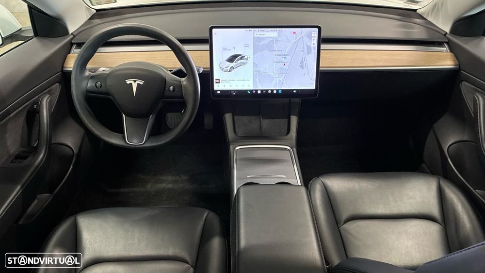 Tesla Model 3 Standard Range Plus RWD - 3