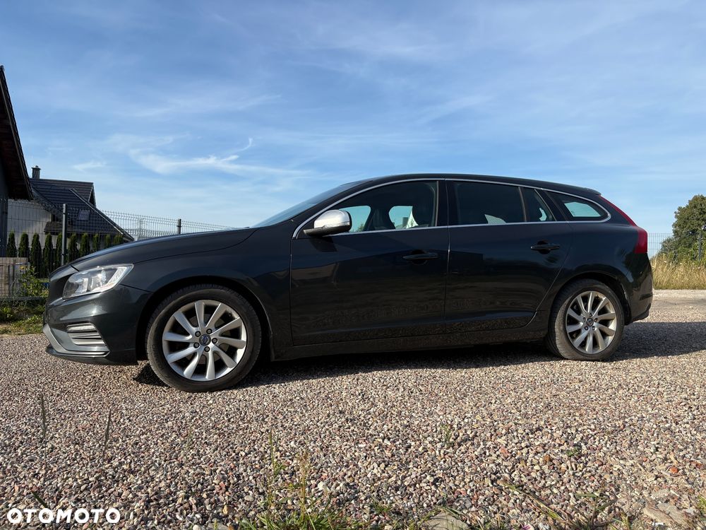 Volvo V60 D4 Drive-E R-Design Kinetic - 9