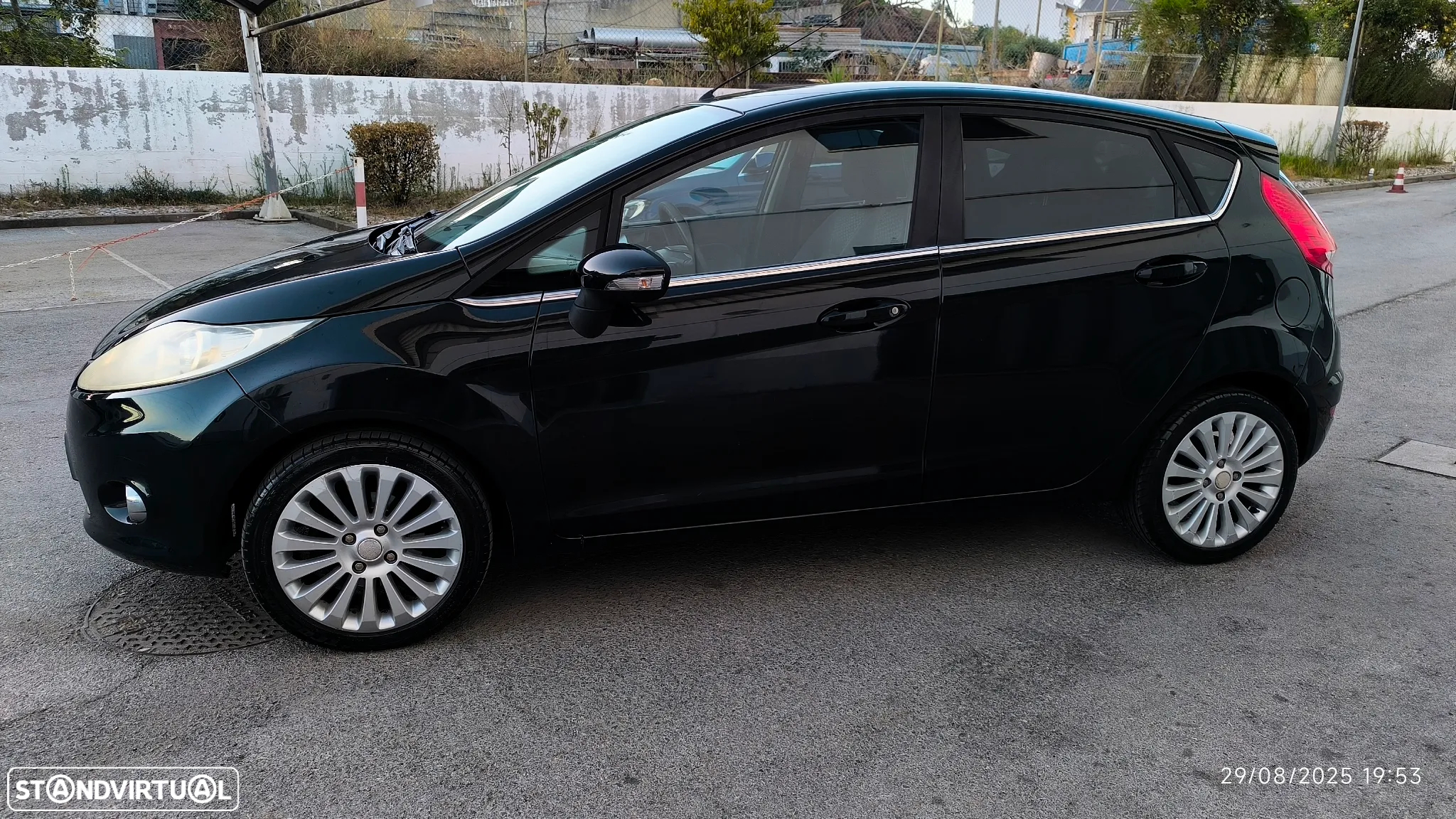 Ford Fiesta 1.25 Titanium - 27