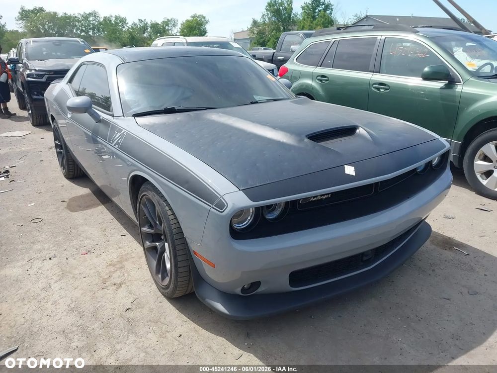 Dodge Challenger 5.7 R/T - 2