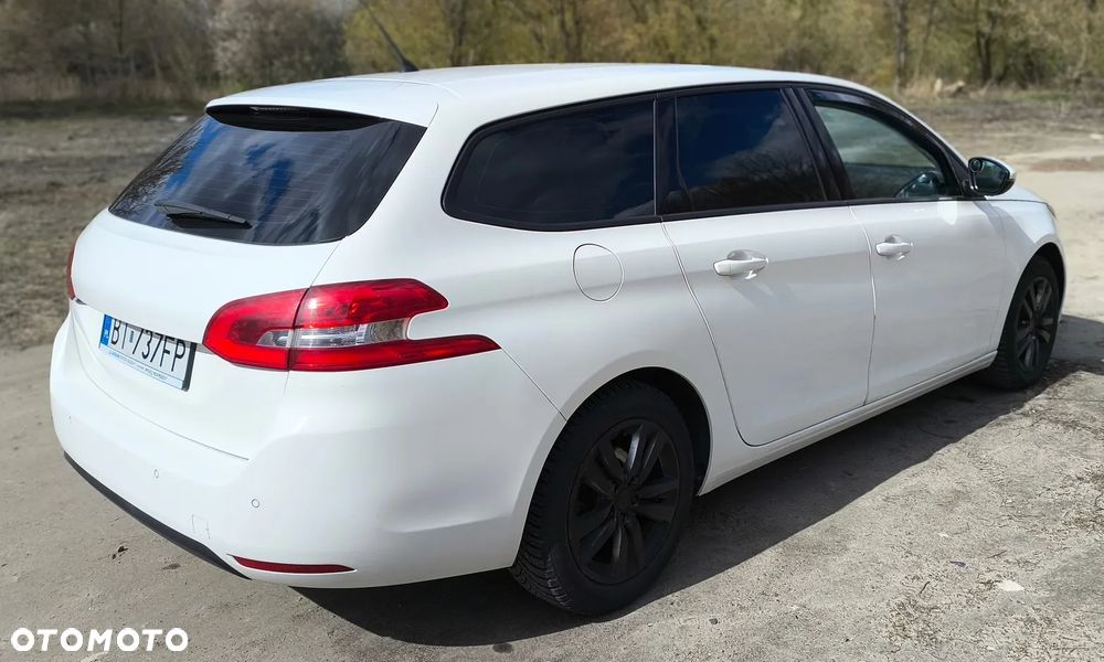 Peugeot 308 1.6 BlueHDi Active S&S EAT6 - 7