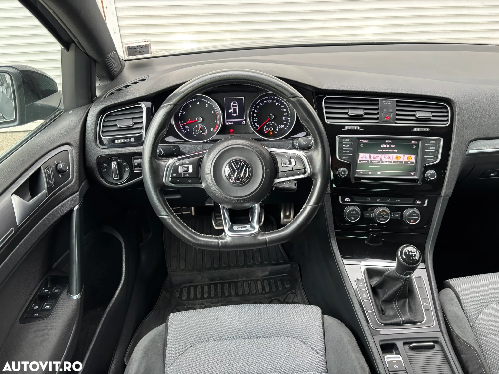 Volkswagen Golf 1.4 TSI Highline - 2