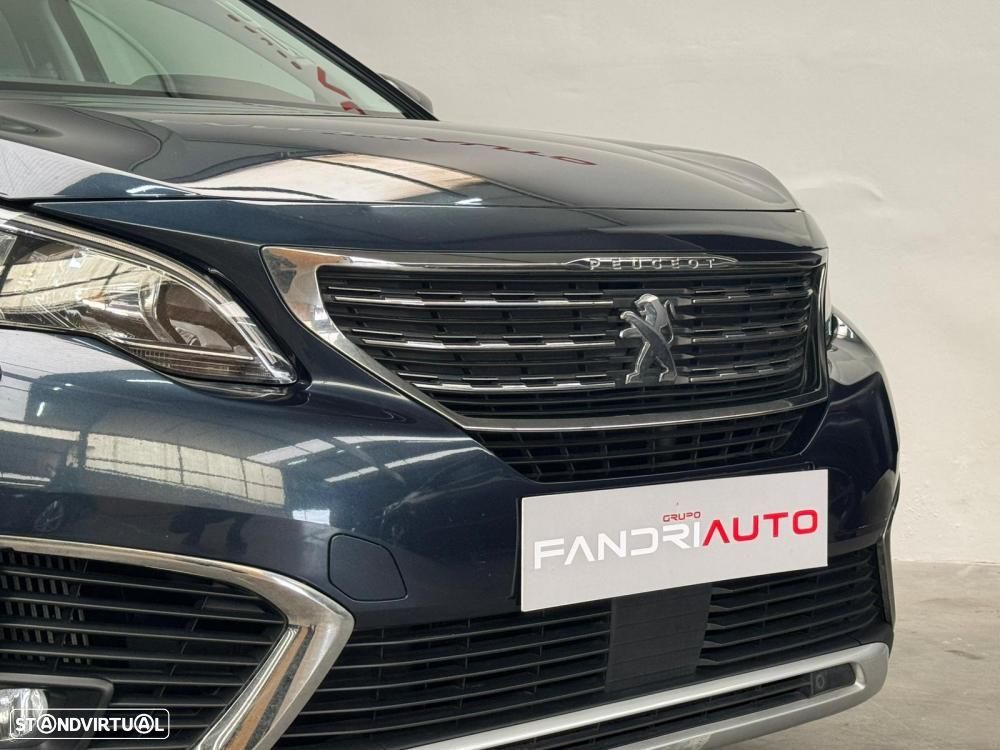 Peugeot 5008 1.5 BlueHDi Allure - 4