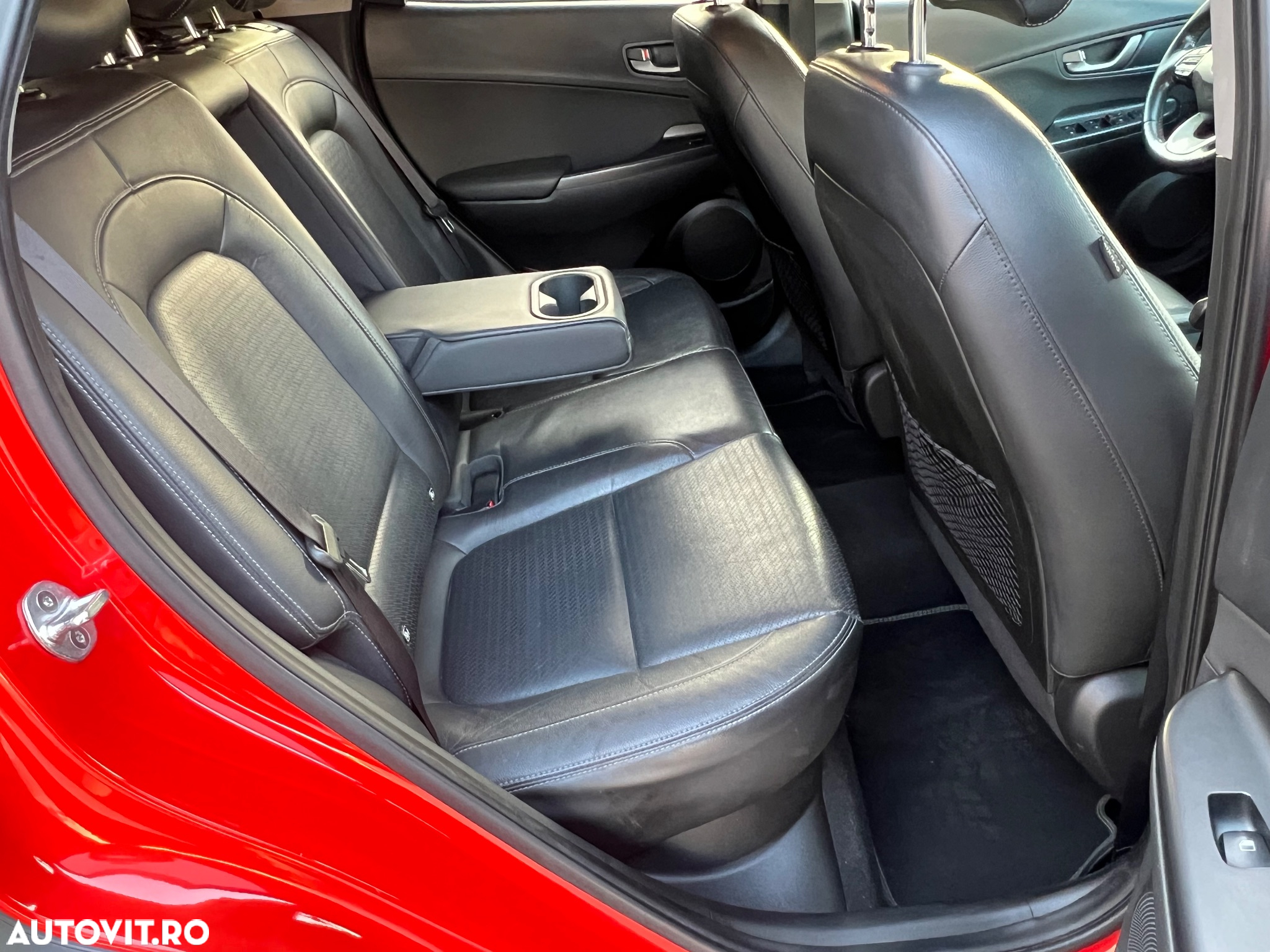 Hyundai KONA 1.6 CRDi 4WD 7DCT Luxury - 12
