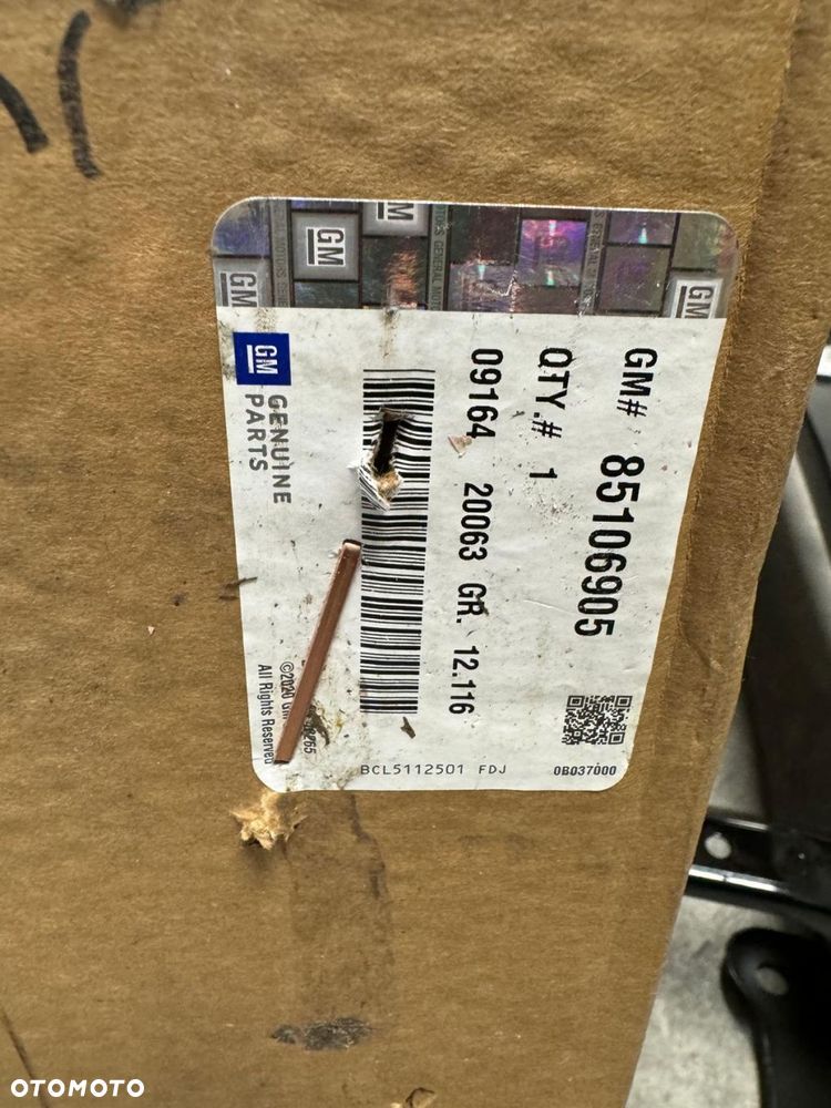 NOWY ORYGINALNY TYLNY SPOILER LOTKA GÓRNY KLAPA CHEVROLET CORVETTE C8 21-25 85106905 - 9