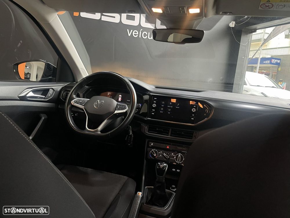 VW T-Cross - 32