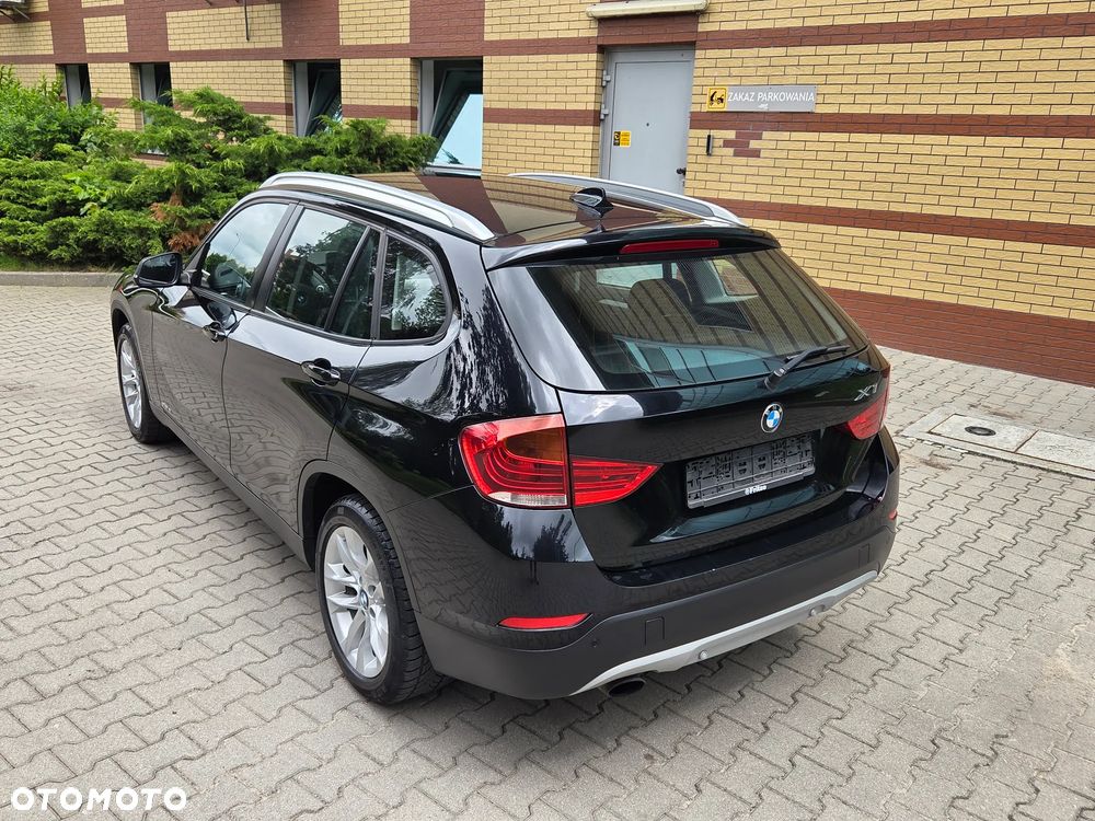 BMW X1 sDrive18i xLine - 22