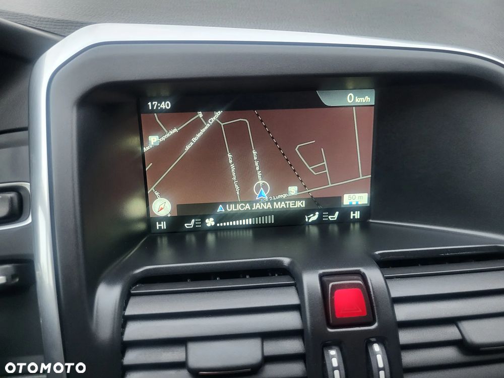 Volvo XC 60 - 16