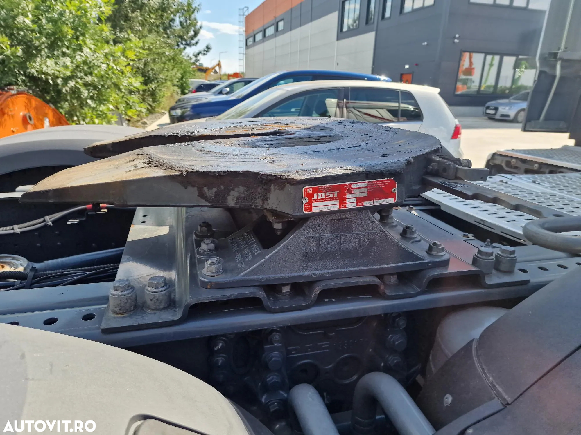 DAF XF 530 6x2, axa liftabila, RETARDER, Super Space 41900 eur+Tva, 12,9l, 2 girofaruri, proiectoare, faruri ceata, Frigider, Aer cond stationare, Anv balon puntea fata, Anv 80% ok, posibilitate leasing 4 ani,  50t cu trailer 3 axe,PROMOTIE 41900 EUR+Tva - 8