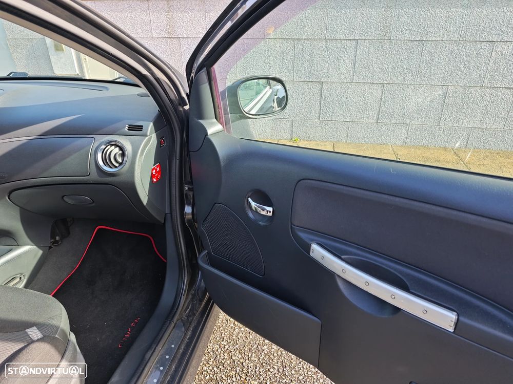 Citroën C2 1.4 HDI VTR - 10